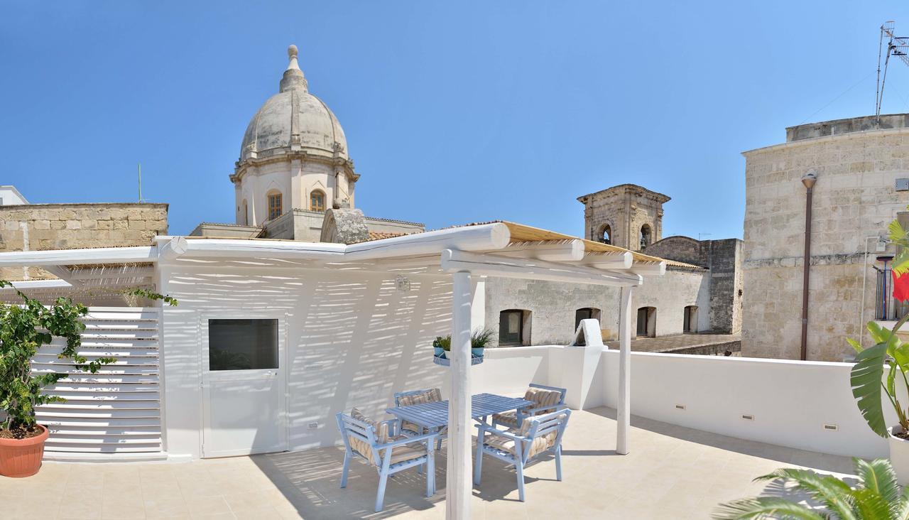 B&B I Nobili Suite Monopoli Exterior foto